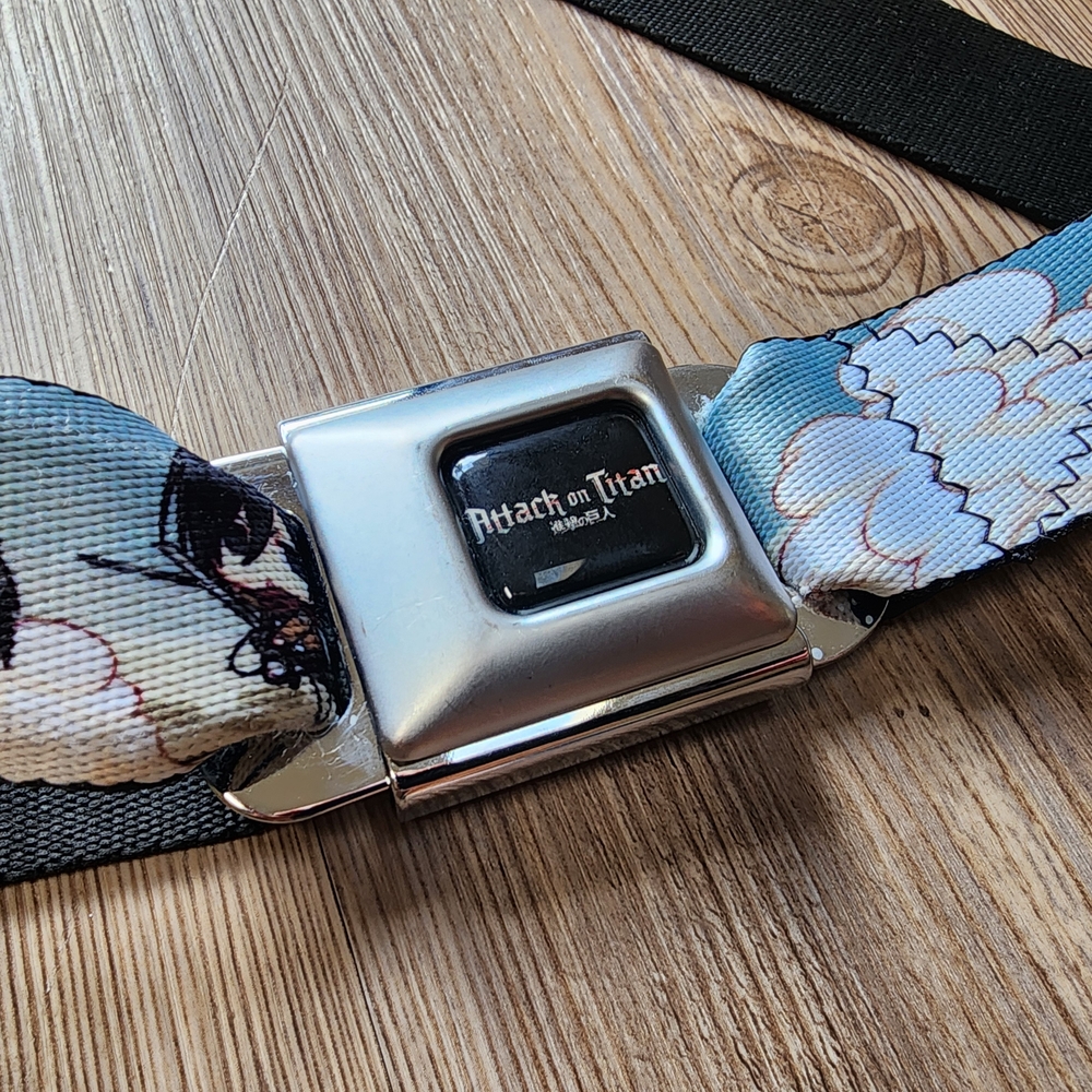Shingeki No Kyojin Chibi Anime Seatbelt Belt - Picture 2 of 4